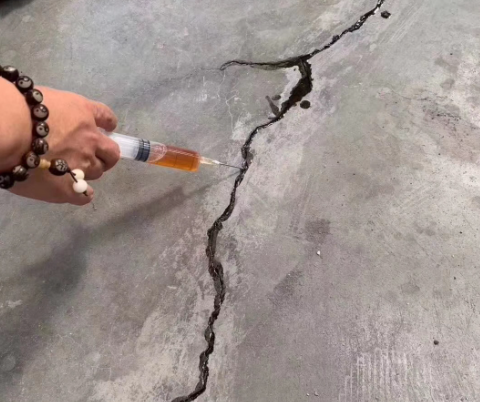 友谊混凝土裂缝修补技术详解​